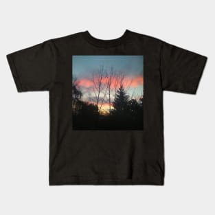 Morning sky Kids T-Shirt